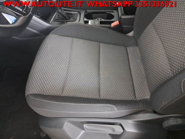 VOLKSWAGEN Touran usata, con ESP