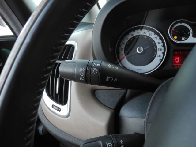 FIAT 500L usata, con Supporto lombare