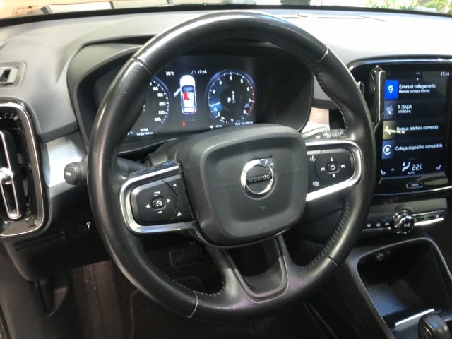 VOLVO XC40 usata, con Controllo elettronico della corsia