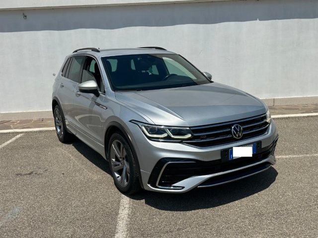 VOLKSWAGEN Tiguan usata, con Airbag laterali
