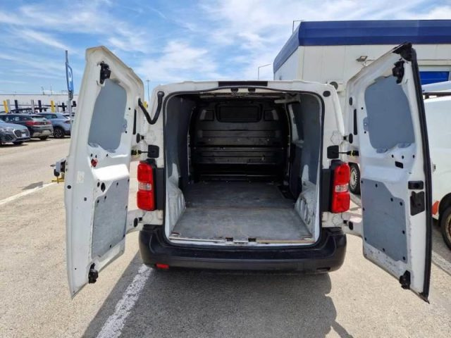 OPEL Vivaro usata, con Autoradio