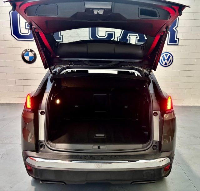 PEUGEOT 3008 usata, con Autoradio