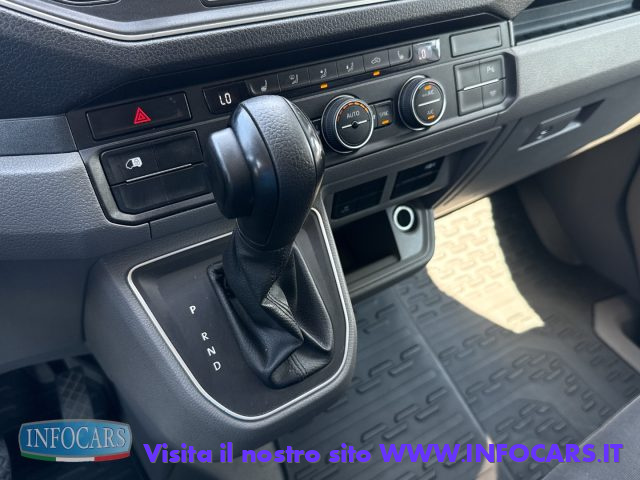 VOLKSWAGEN Crafter usata, con USB