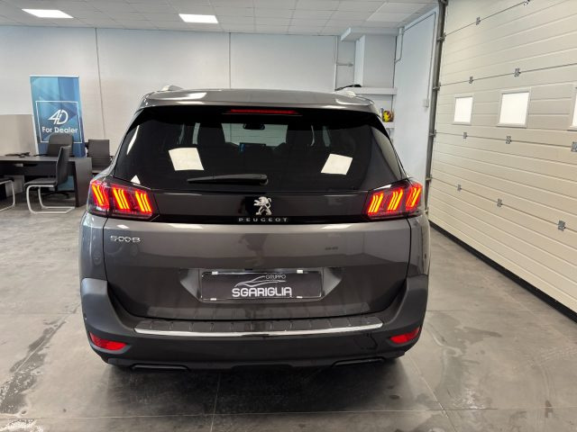 PEUGEOT 5008 usata, con Alzacristalli elettrici