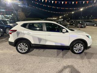 NISSAN Qashqai usata 24