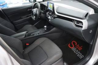 TOYOTA C-HR usata 25