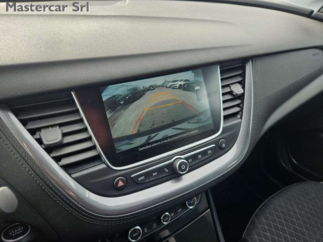 OPEL Grandland X usata, con Park Distance Control