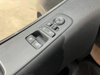 HYUNDAI Staria usata, con Luci diurne LED