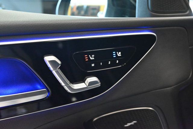 MERCEDES-BENZ C 300 usata 42