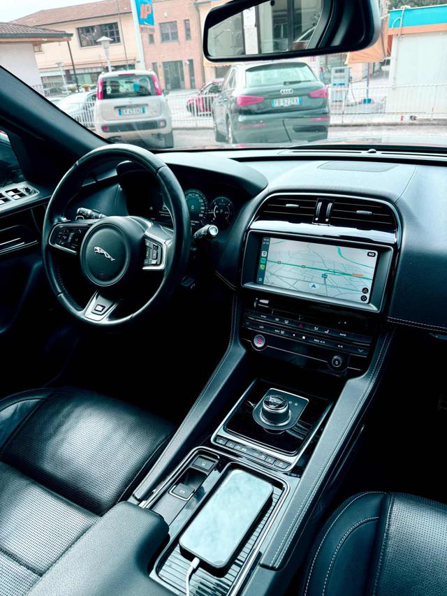 JAGUAR F-Pace usata, con Cruise Control
