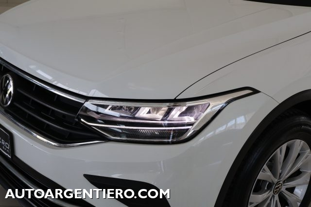 VOLKSWAGEN Tiguan usata, con Sound system