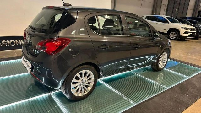 OPEL Corsa usata, con Autoradio