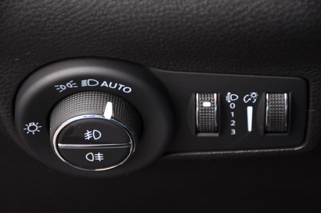 JEEP Compass usata, con Park Distance Control