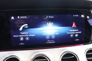 MERCEDES-BENZ E 220 usata 25