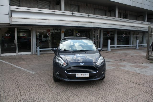 FORD Fiesta usata, con ESP
