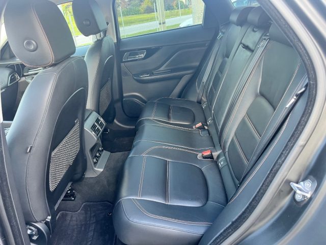 JAGUAR F-Pace usata, con Autoradio