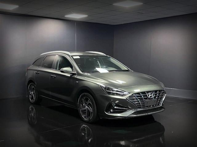 HYUNDAI i30 usata, con Airbag laterali