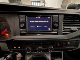 VOLKSWAGEN Transporter usata, con Touch screen