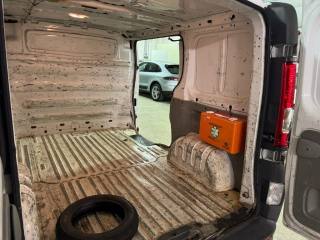 RENAULT Trafic usata, con Lettore CD