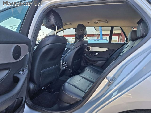 MERCEDES-BENZ C 220 usata, con Sistema di navigazione