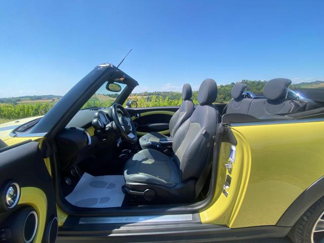 MINI Cabrio usata, con Climatizzatore
