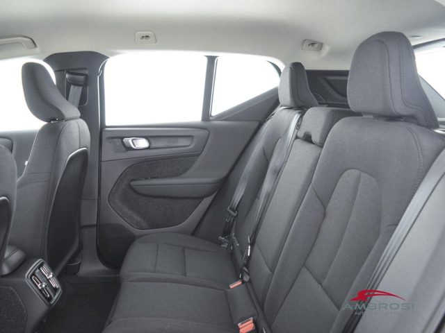 VOLVO XC40 usata 9