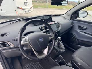 LANCIA Ypsilon usata, con ESP