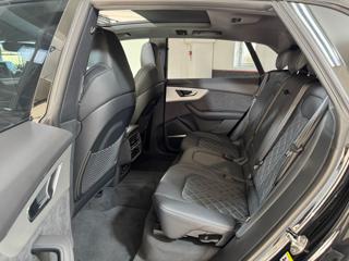 AUDI Q8 usata, con Interni in pelle