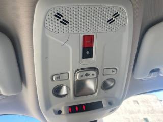 PEUGEOT 2008 usata, con Touch screen