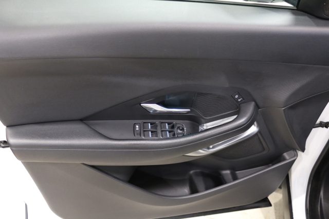JAGUAR E-Pace usata, con Touch screen
