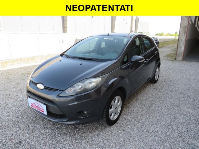 FORD Fiesta usata, con ABS