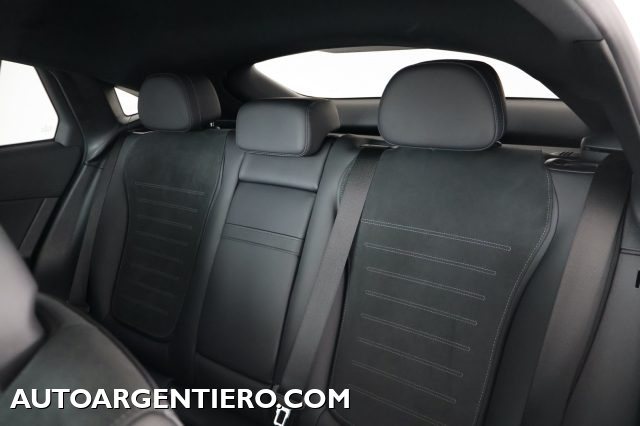 MERCEDES-BENZ GLC 300 usata, con Isofix