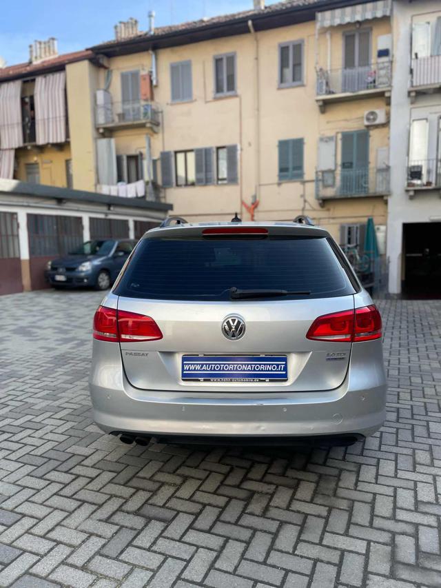 VOLKSWAGEN Passat usata, con Autoradio