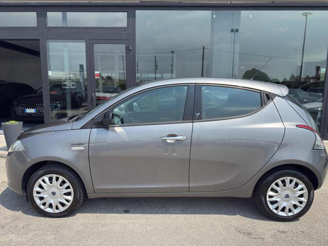 LANCIA Ypsilon usata, con Volante in pelle