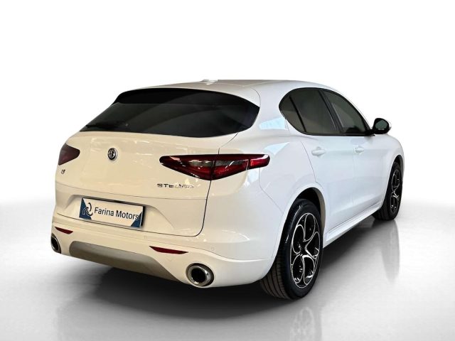 ALFA ROMEO Stelvio usata, con Alzacristalli elettrici