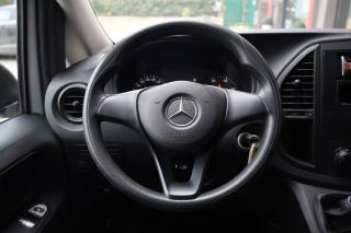 MERCEDES-BENZ Vito usata, con Bluetooth