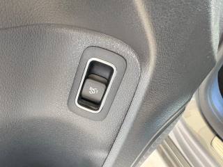 MERCEDES-BENZ A 180 usata, con Frenata d