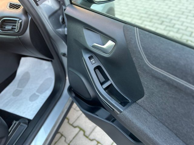 FORD Puma usata, con Vetri oscurati