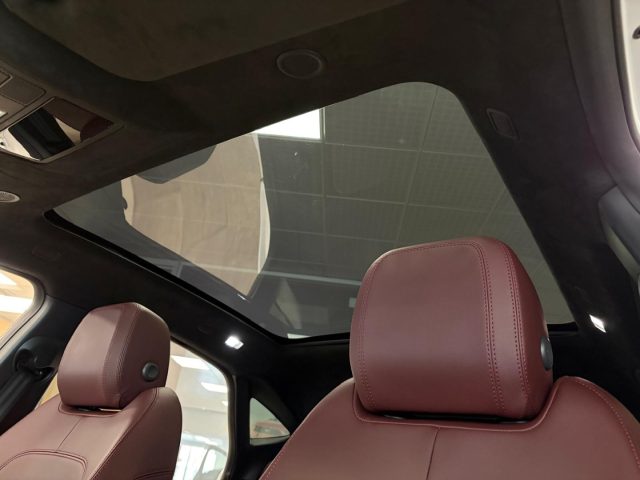 JAGUAR E-Pace usata, con Regolazione elettrica sedili