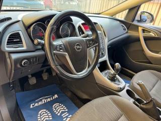 OPEL Astra usata, con Climatizzatore