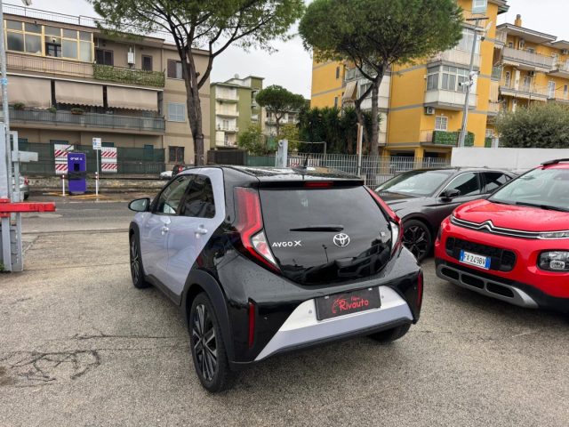TOYOTA Aygo X usata, con Autoradio