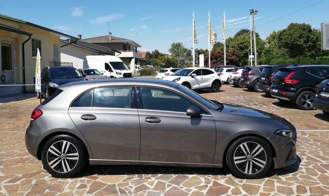 MERCEDES-BENZ A 180 usata, con Alzacristalli elettrici