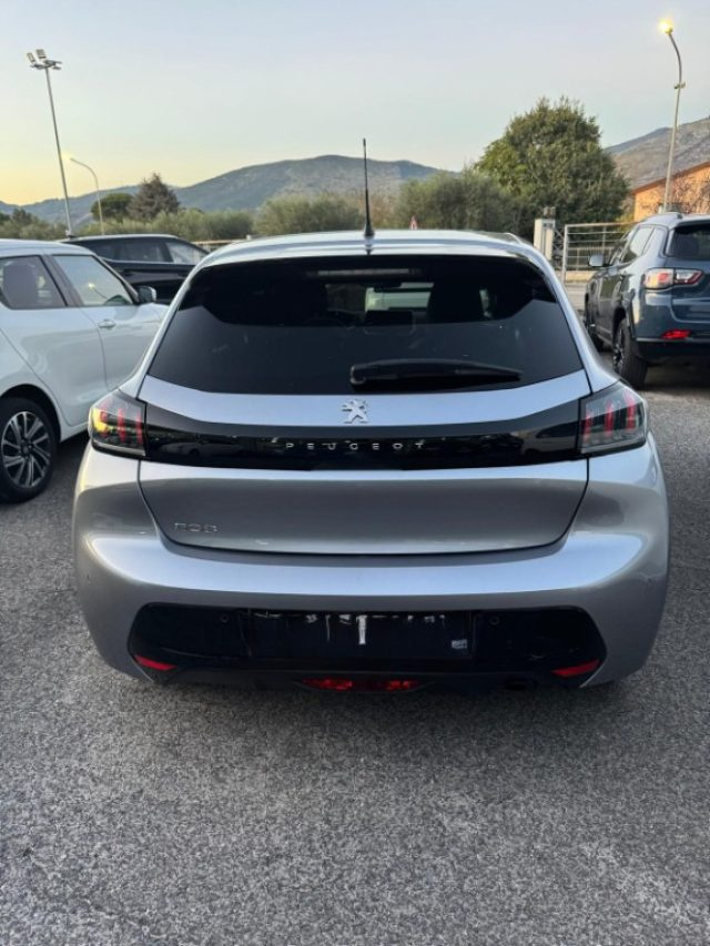 PEUGEOT 208 usata, con Autoradio