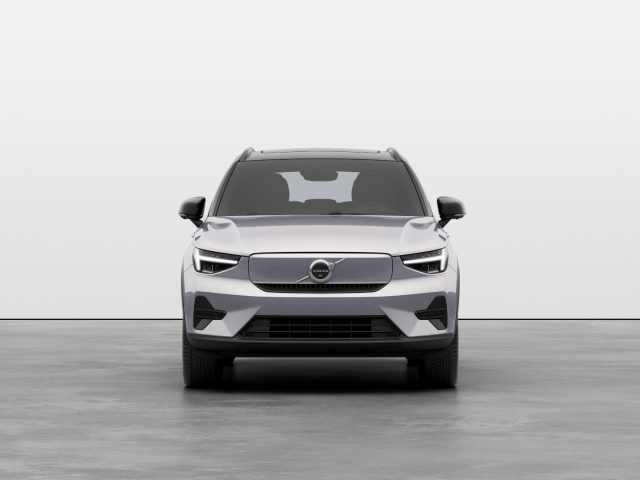 VOLVO EX40 usata, con Autoradio