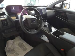 SUBARU Solterra usata, con Cerchi in lega