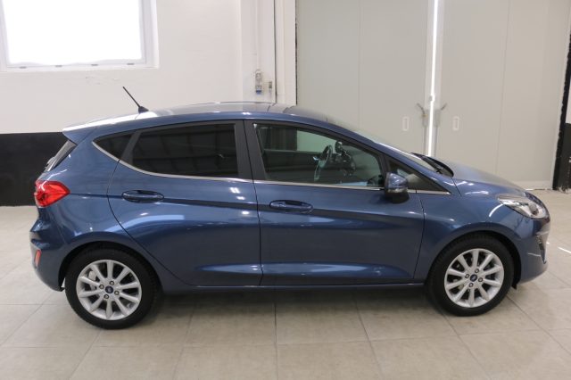 FORD Fiesta usata, con Cruise Control