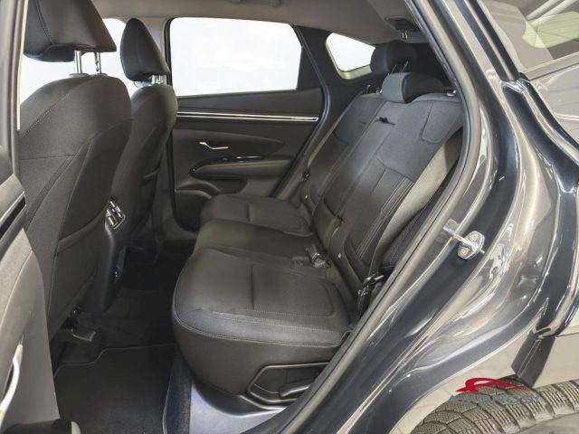 HYUNDAI Tucson usata 10