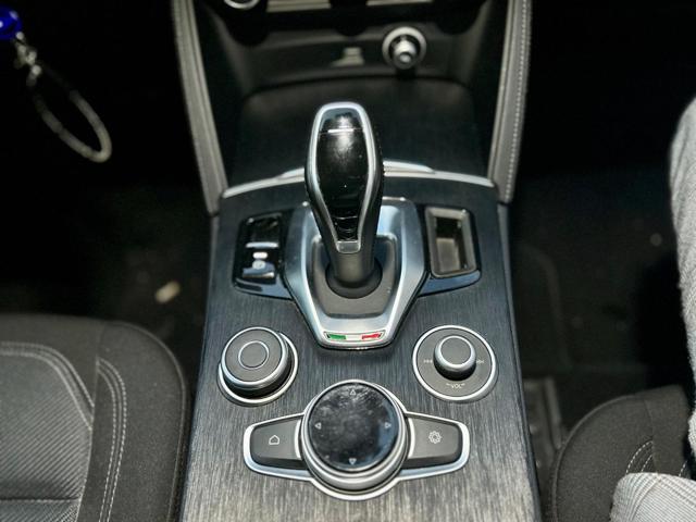 ALFA ROMEO Stelvio usata, con Park Distance Control