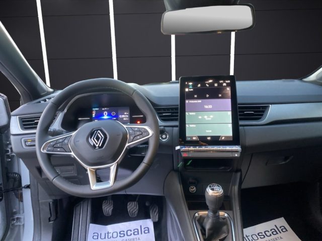 RENAULT Captur usata, con USB