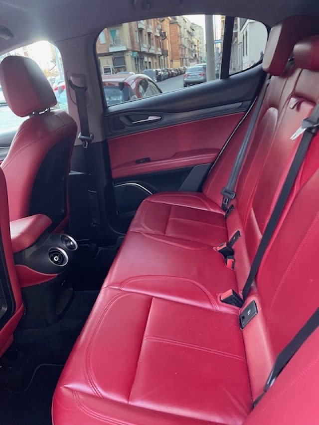 ALFA ROMEO Stelvio usata, con Sistema di navigazione